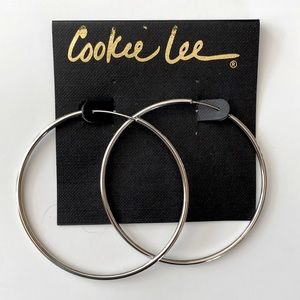 NWT Womens Cookie Lee Earrings